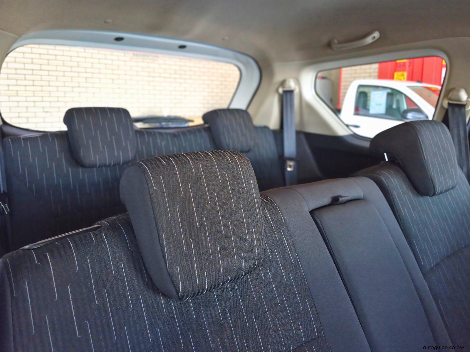 2025 Toyota Rumion 1.5 SX 7 Seater photo