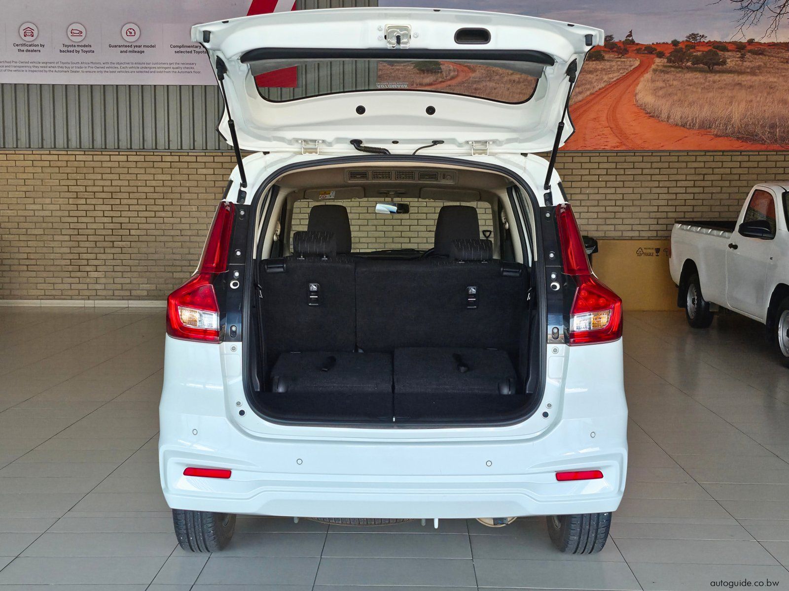 2025 Toyota Rumion 1.5 SX 7 Seater photo