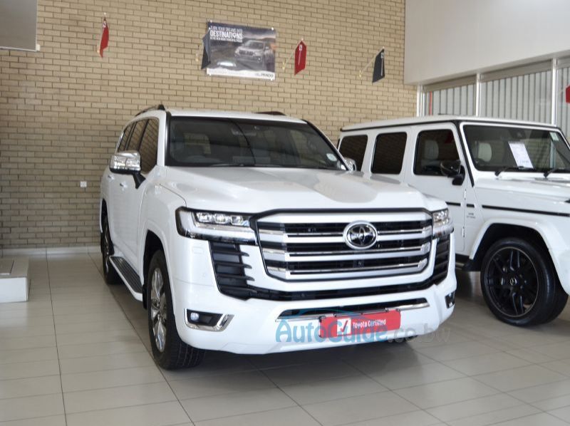 Used Toyota Land Cruiser 300 Series 3.3TD V6 ZX for sale in Gaborone, Botswana