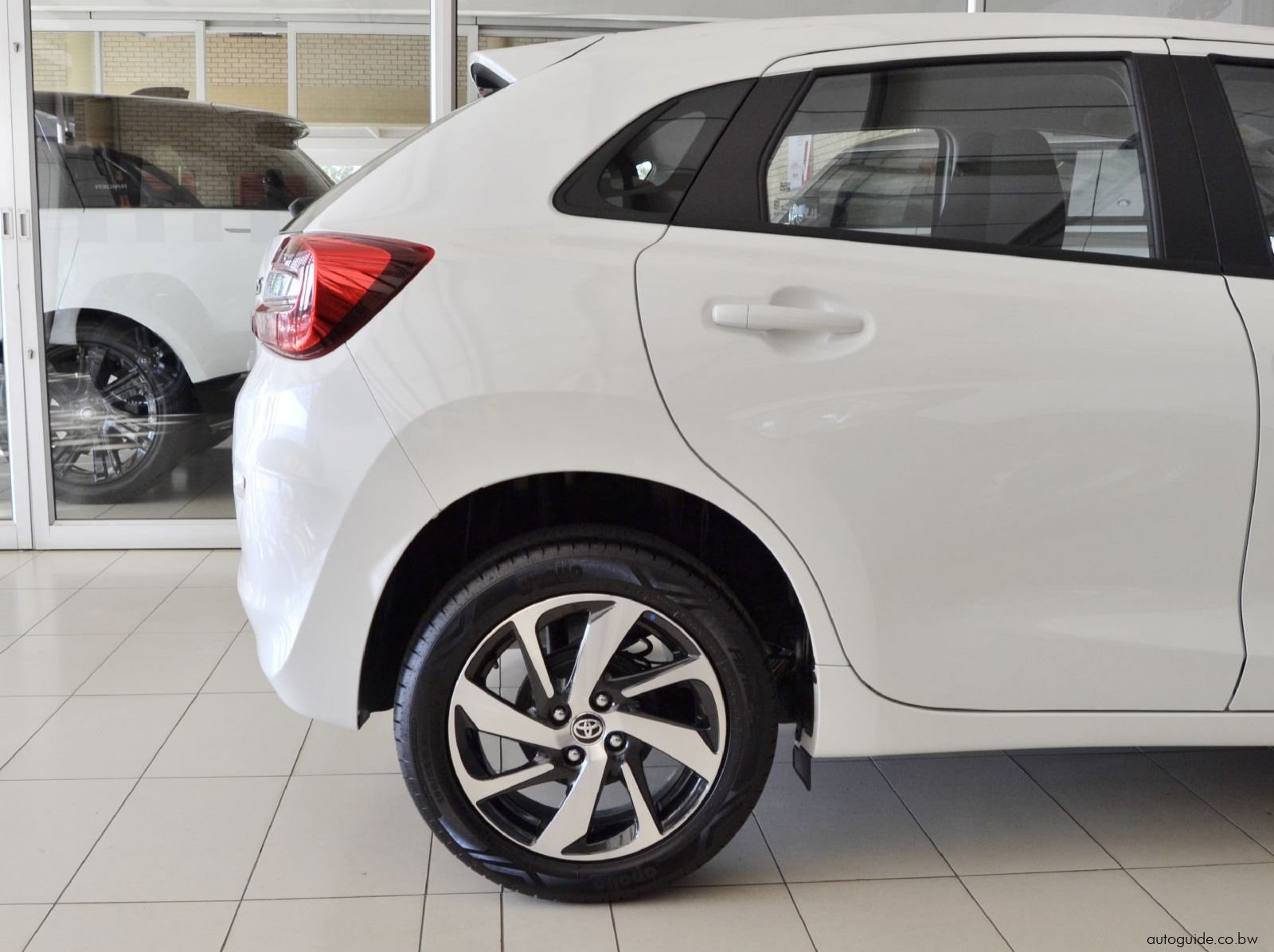 2022 Toyota Starlet XS 1.5L A/T pictures