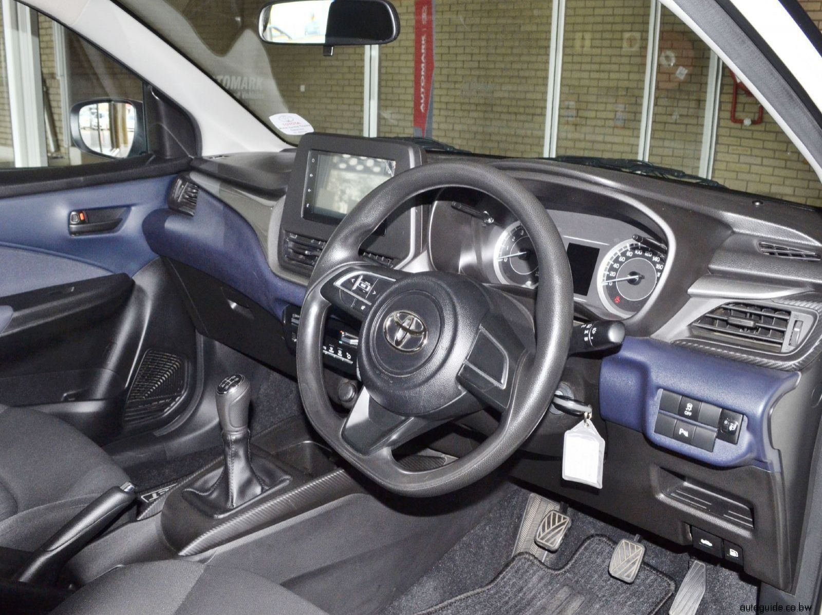 2022 Toyota Starlet 1.5 Xi pictures
