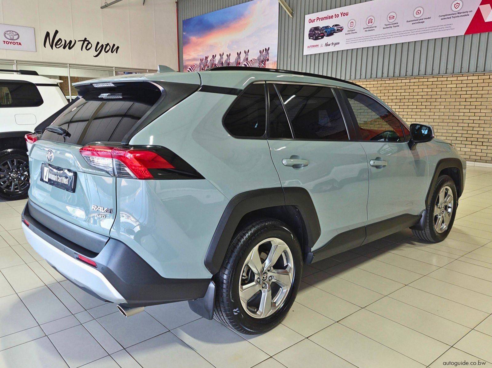 2021 Toyota Rav4 GX-R AWD pictures