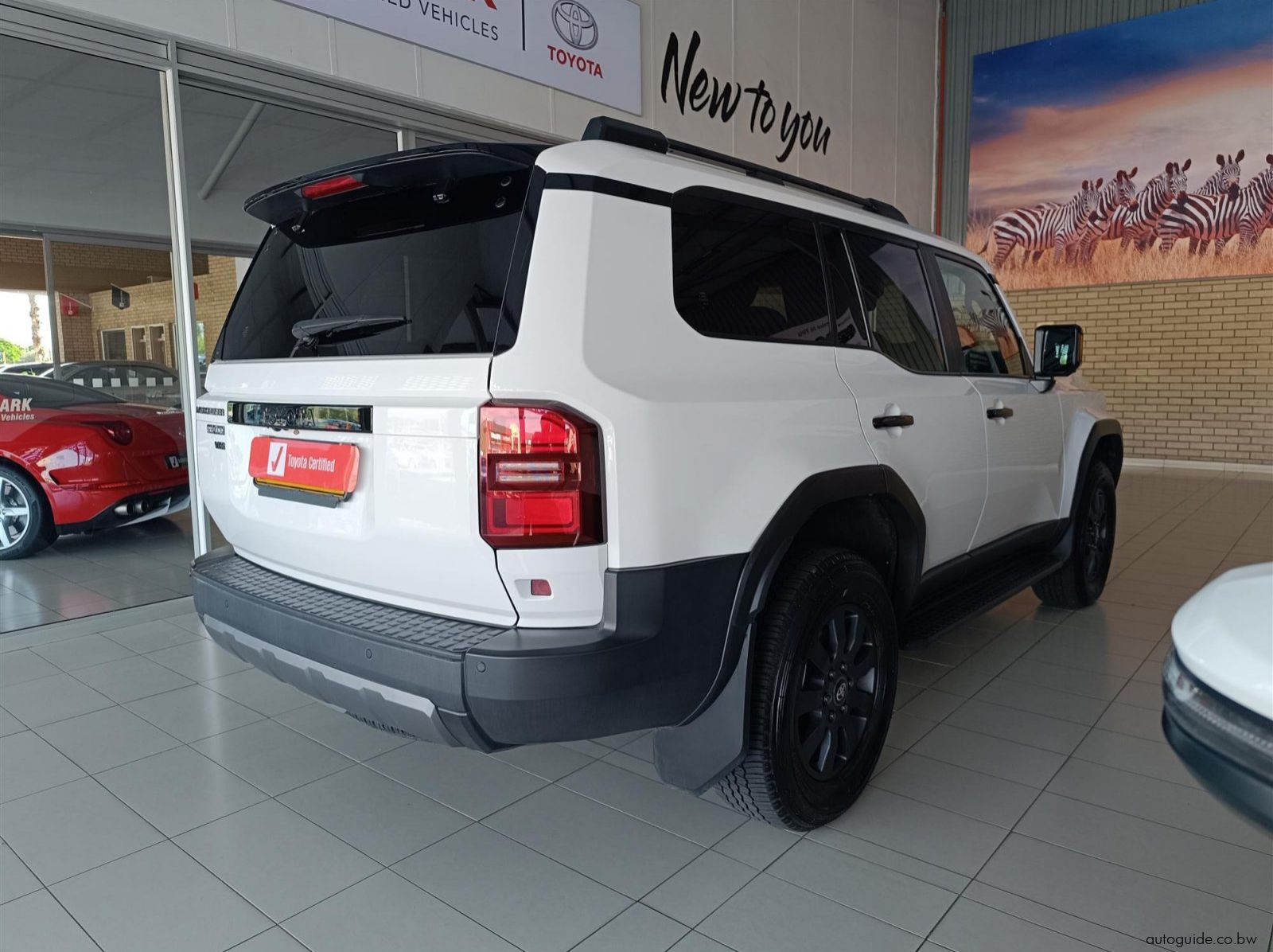 2025 Toyota Prado VX-R 2.8GD TX pictures