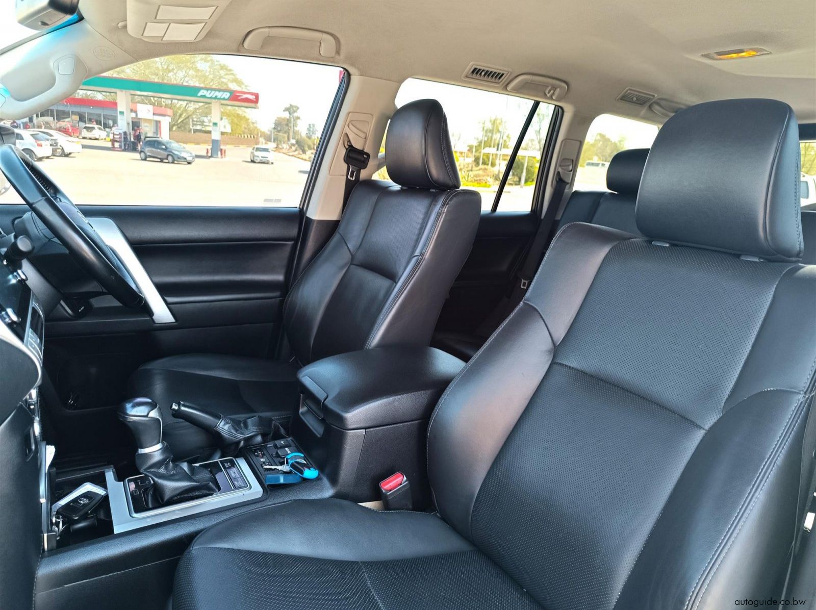 2022 Toyota Land Cruiser Prado VX 2.8 GD-6 pictures