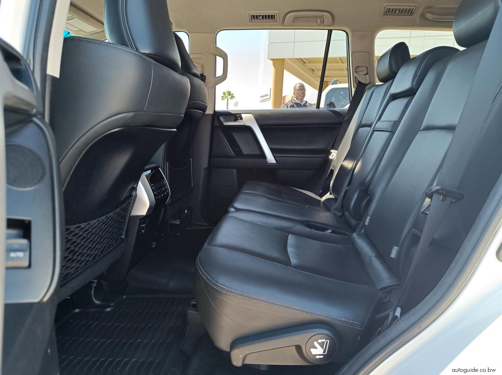 2022 Toyota Land Cruiser Prado VX 2.8 GD-6 pictures