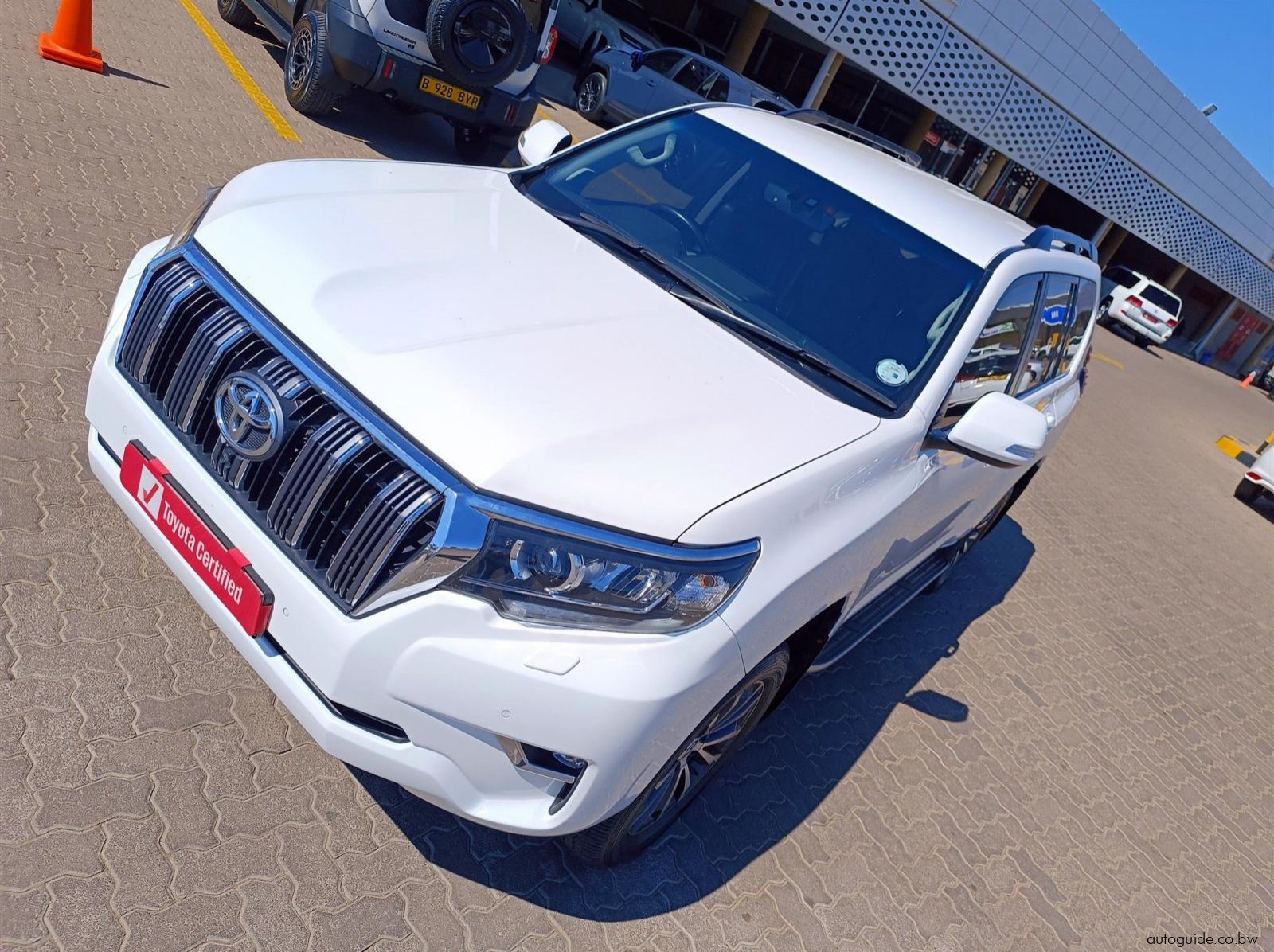 2022 Toyota Land Cruiser Prado VX 2.8 GD-6 pictures