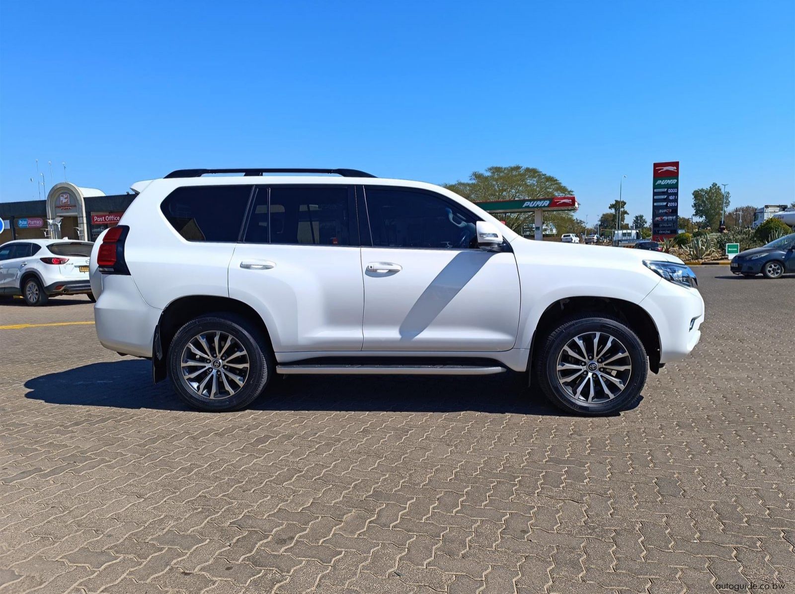 2022 Toyota Land Cruiser Prado VX 2.8 GD-6 pictures