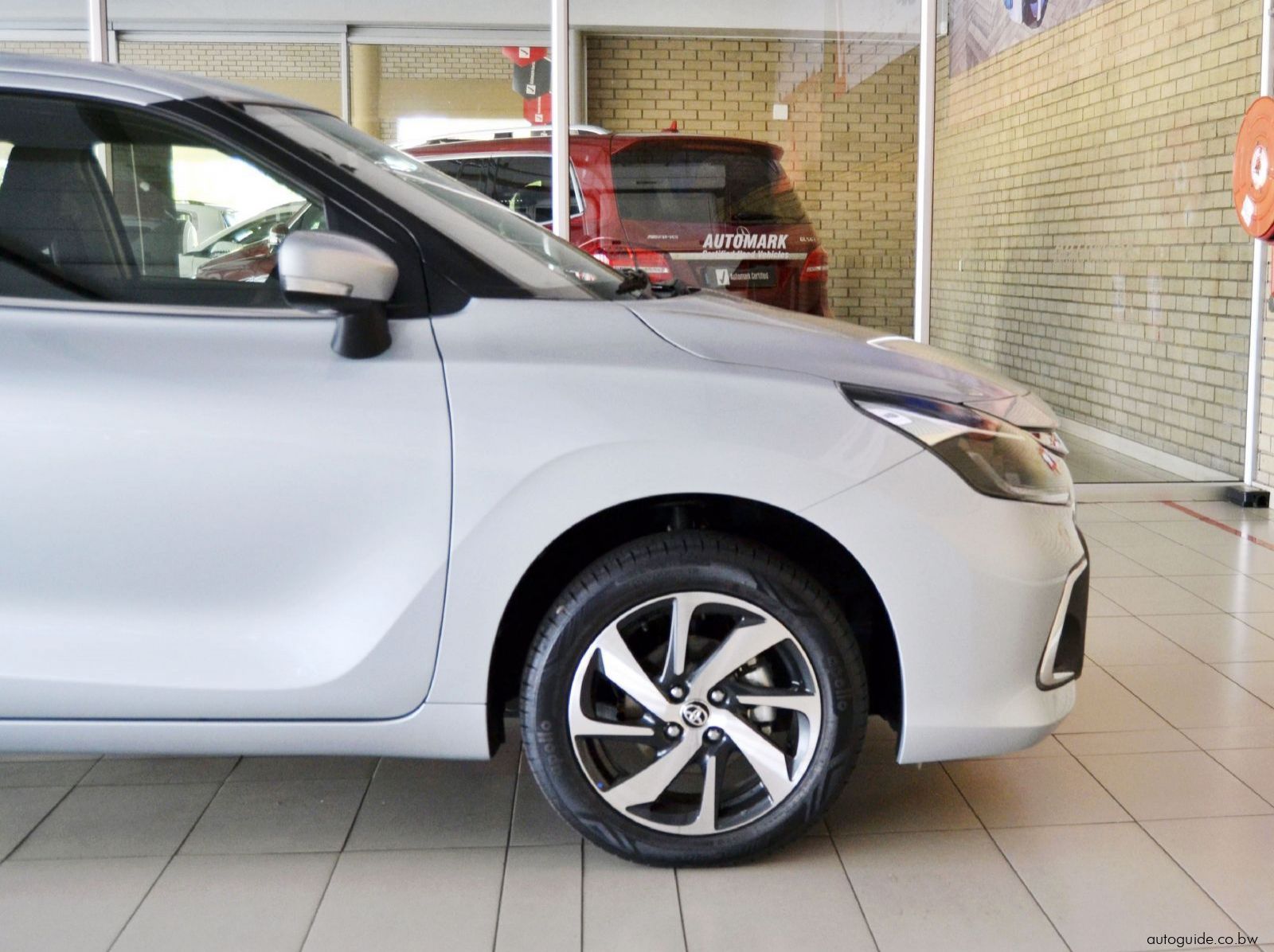 2025 Toyota Starlet XR 1.5 pictures