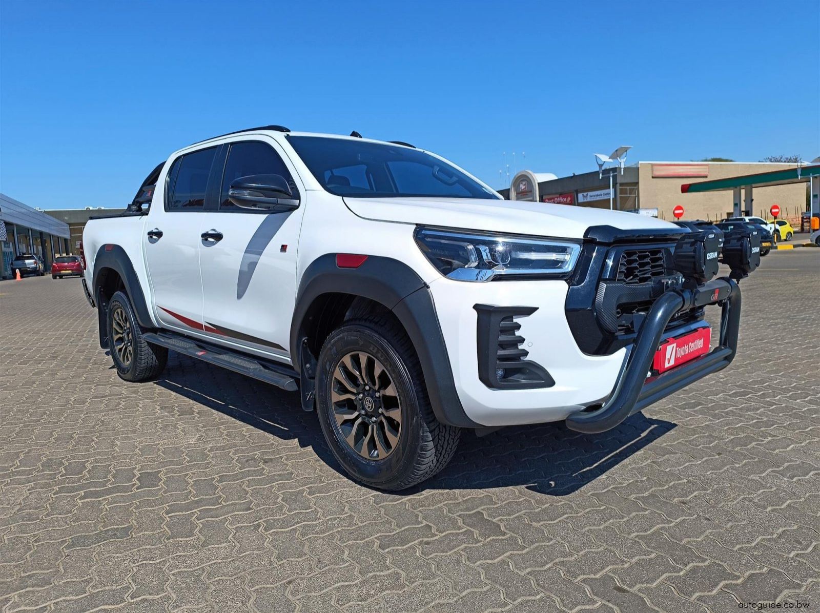 2024 Toyota Hilux GR-Sport II 2.8 GD-6 4x4 pictures