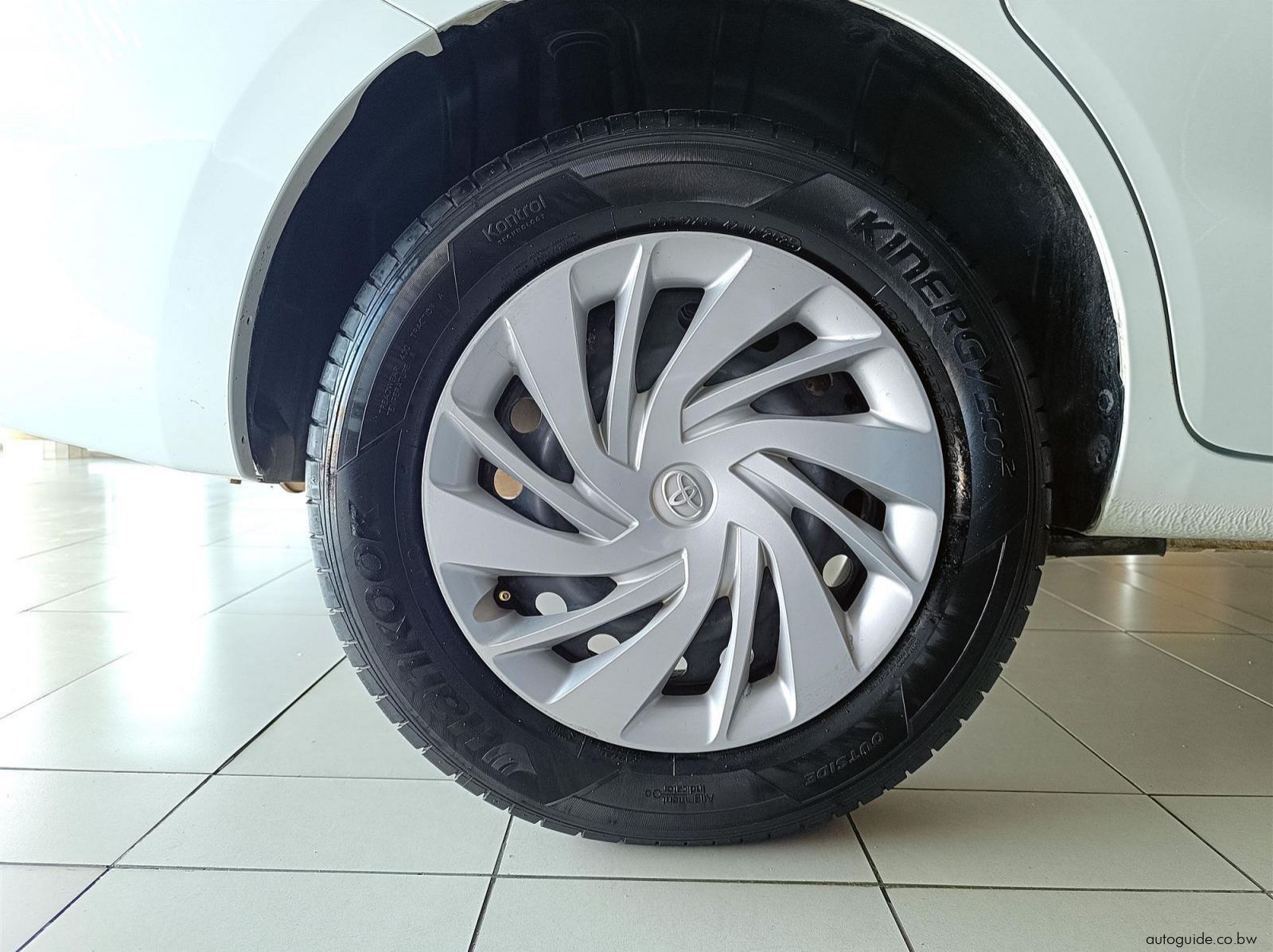 2023 Toyota Rumion 1.5 XS 7 Seater pictures