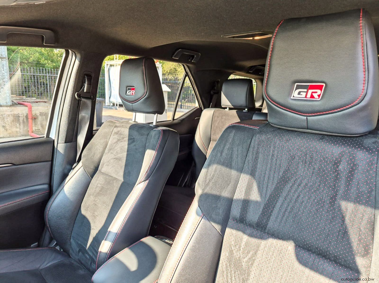 2025 Toyota Fortuner GR-S 4x4 pictures