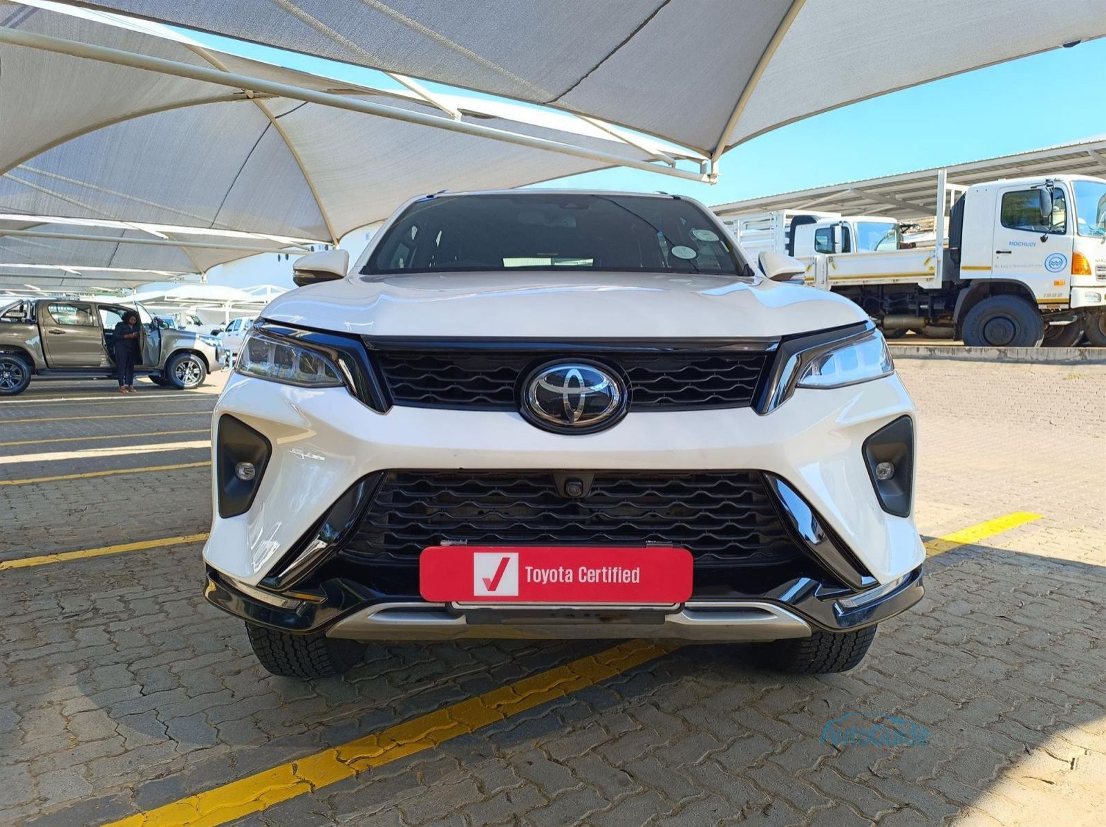 2025 Toyota Fortuner 2.8 GD6 VX 4x4 AT pictures