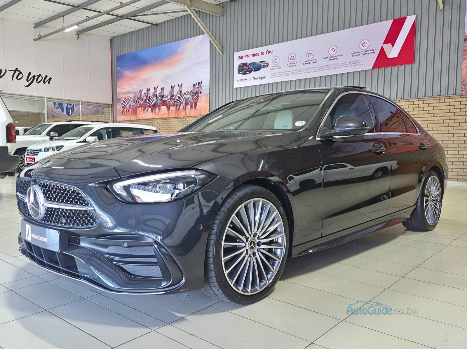 2023 Mercedes-Benz C200 AMG pictures