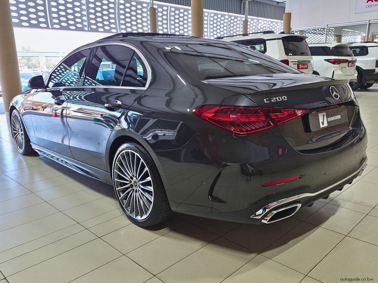 2023 Mercedes-Benz C200 AMG pictures