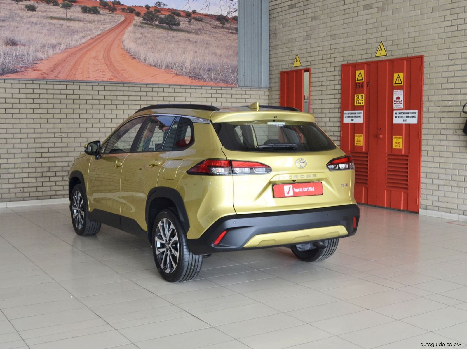 2025 Toyota Corolla Cross XR pictures