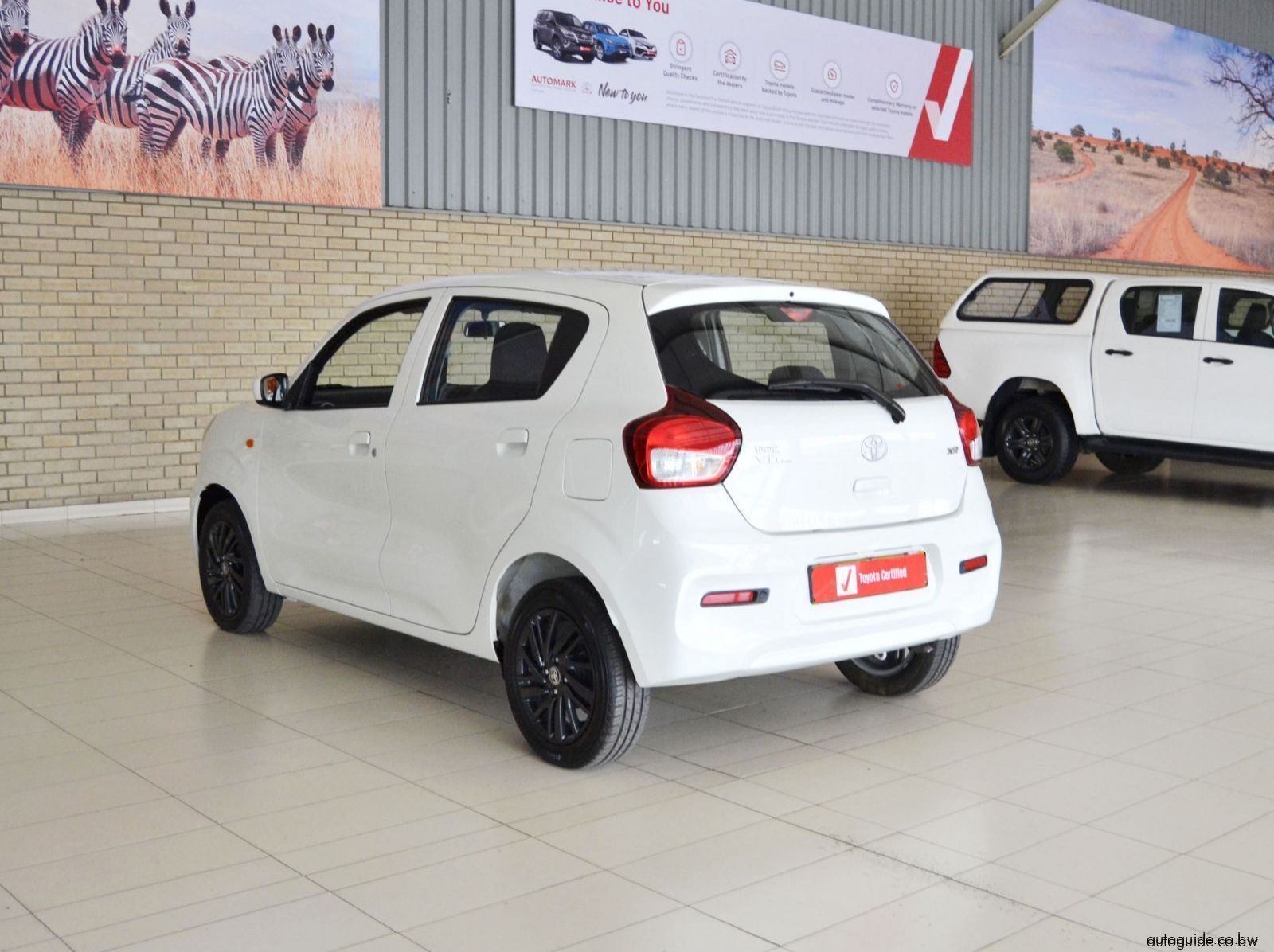 2025 Toyota Vitz pictures