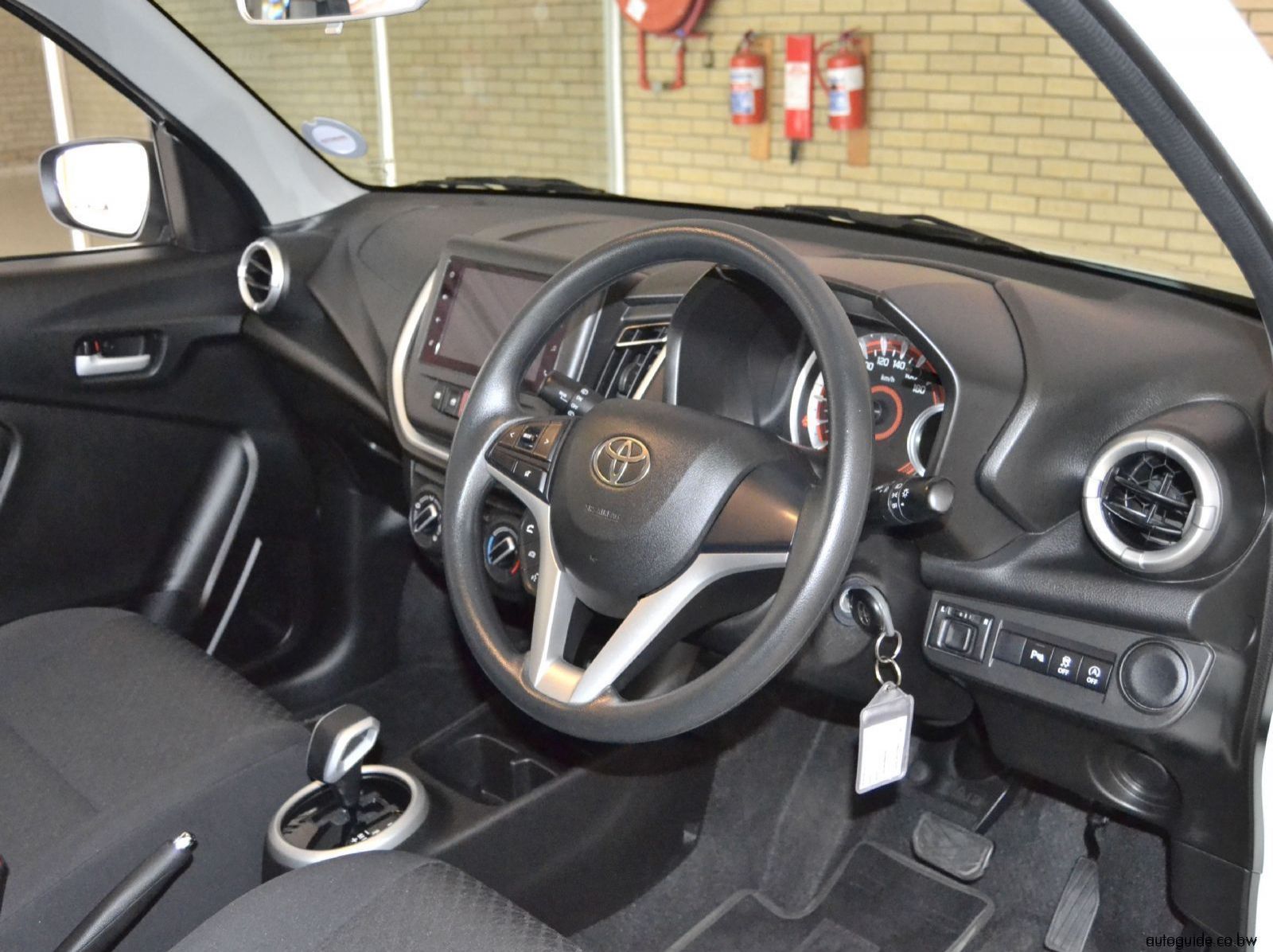 2025 Toyota Vitz pictures