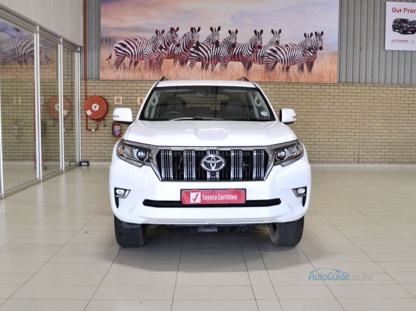 2020 Toyota Prado VX V6 pictures