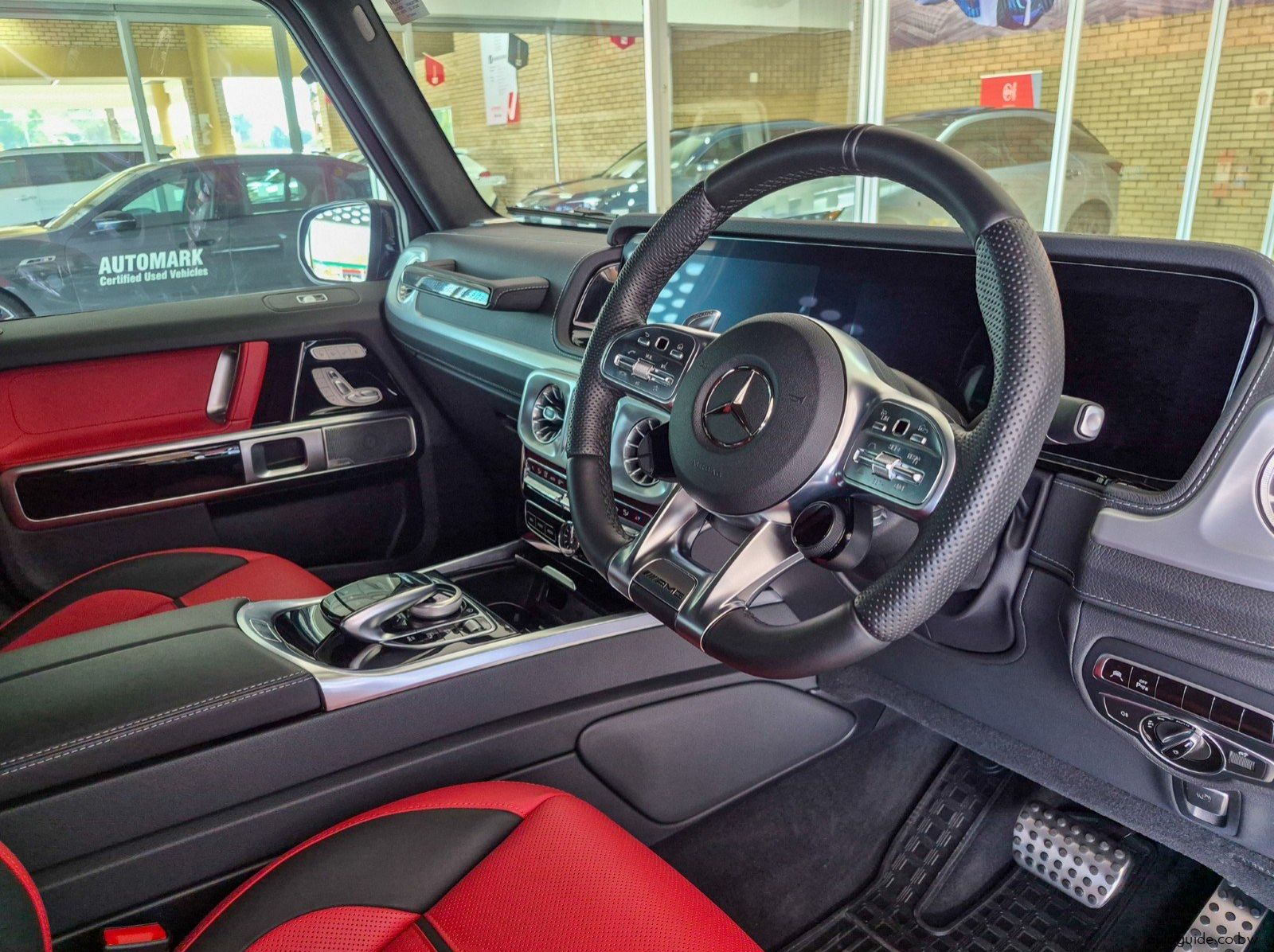 2022 Mercedes-Benz G63 AMG pictures