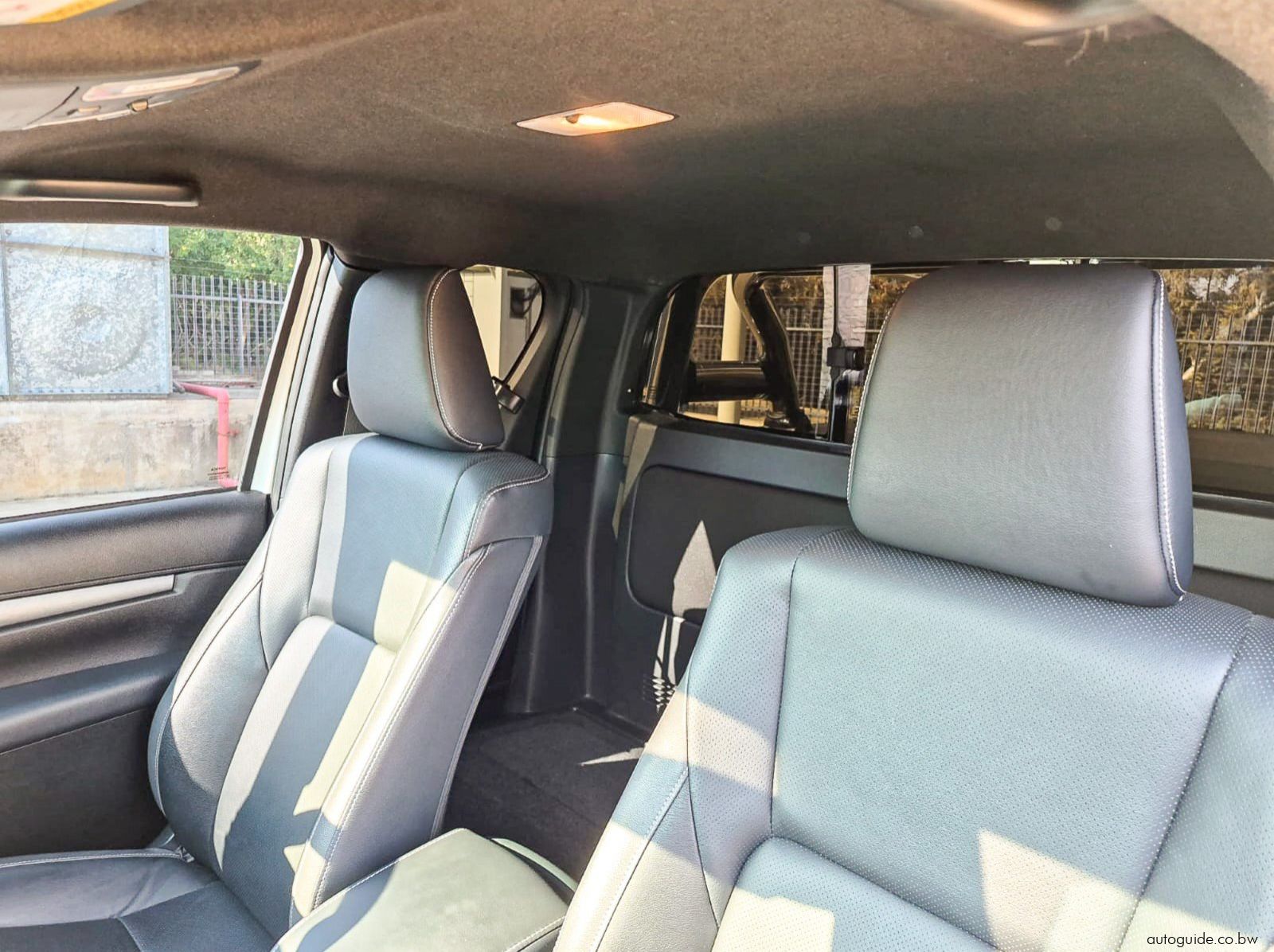 2024 Toyota Hilux Xtra Cab pictures