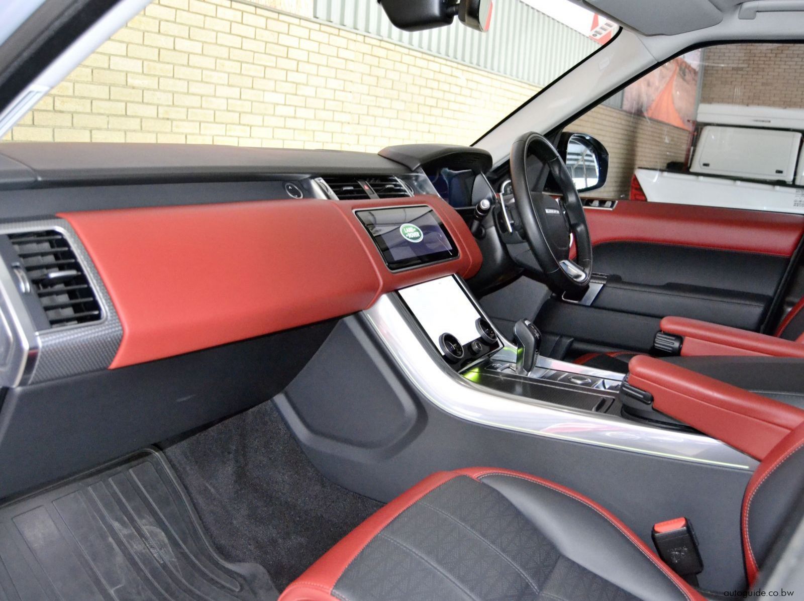 2022 Land Rover Range Rover Sport 5.0 V8 HSE Dynamic pictures