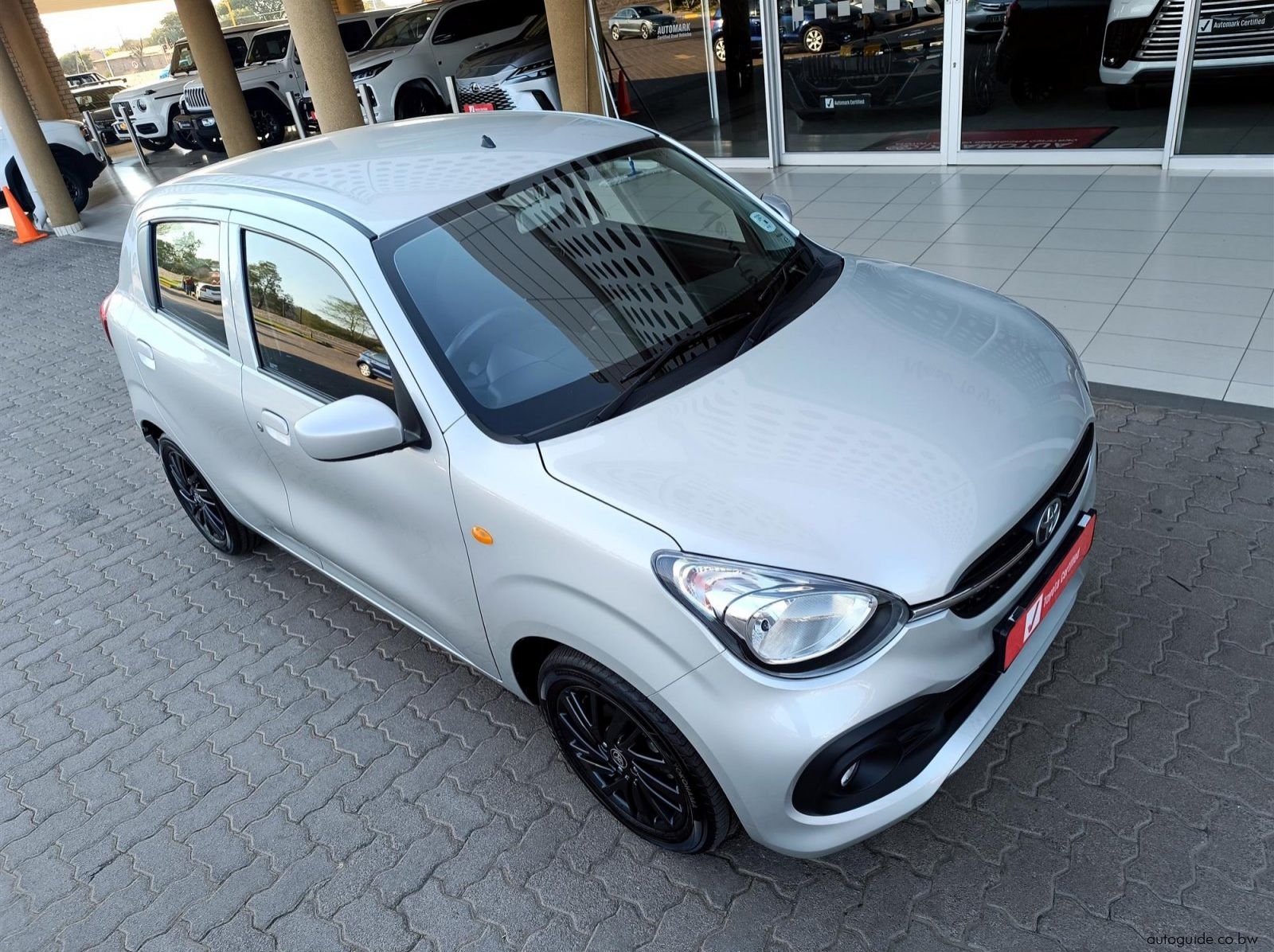 2026 Toyota Vitz 1.0L XR A/T pictures