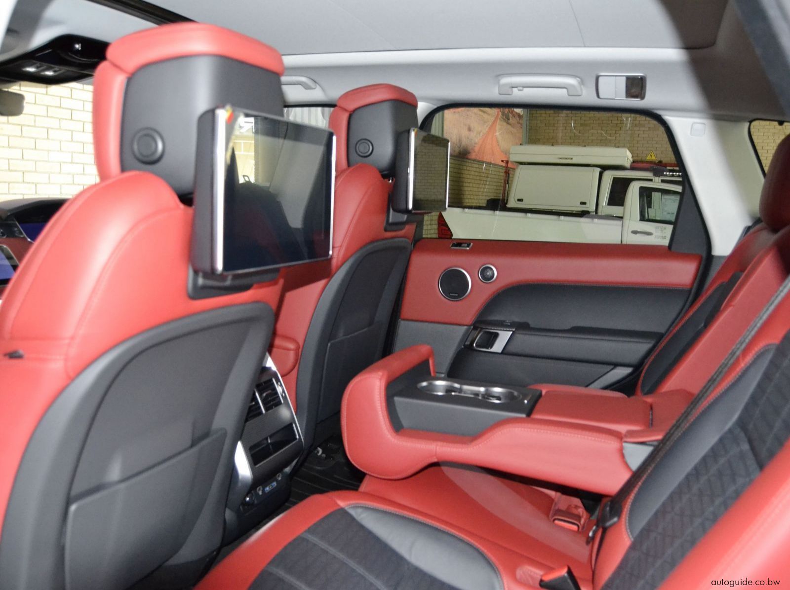 2022 Land Rover Range Rover Sport 5.0 V8 HSE Dynamic pictures