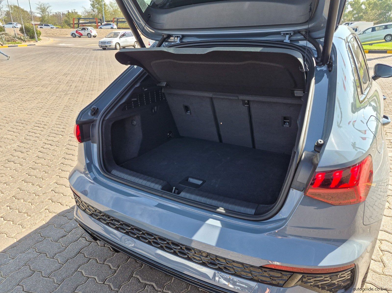 2024 Audi RS3 Sportback Quattro S tronic pictures