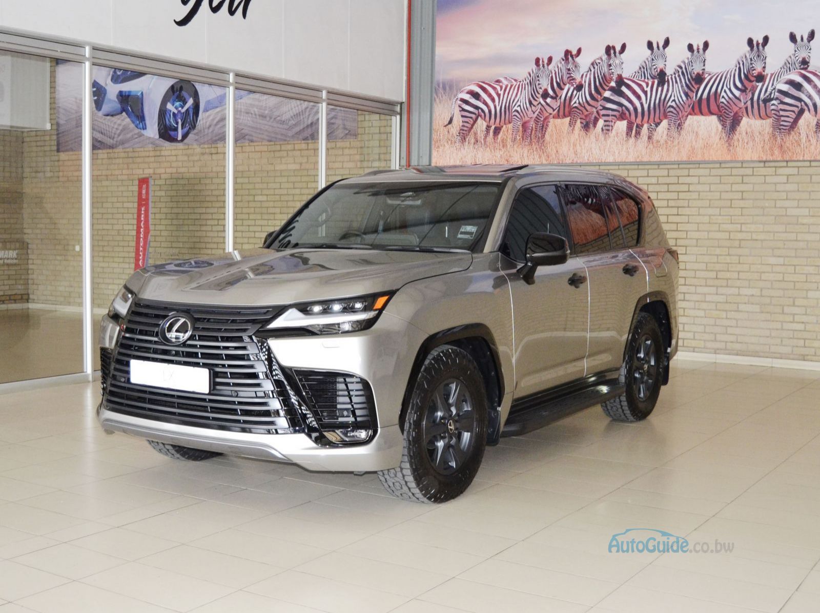 2025 Lexus LX500 D Overtrail pictures