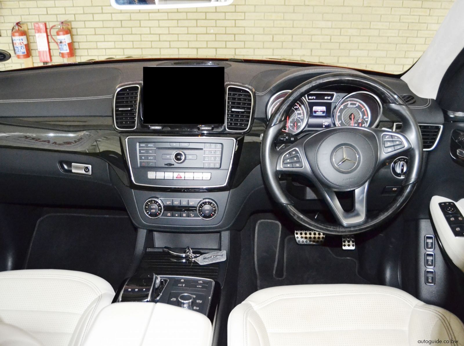 2017 Mercedes-Benz GLS 63 AMG 4Matic V8 Bi-Turbo pictures