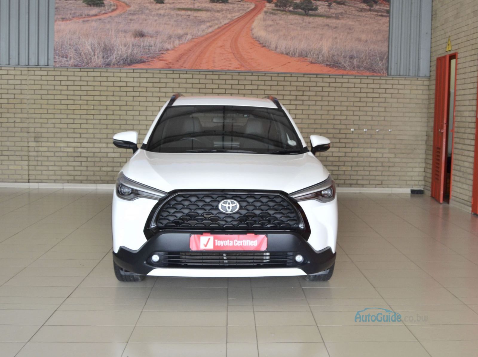 2023 Toyota Corolla Cross XS pictures