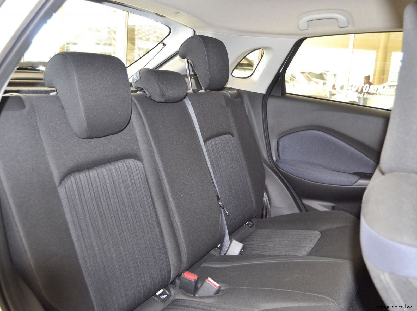 2025 Toyota Starlet XS 1.5L A/T pictures