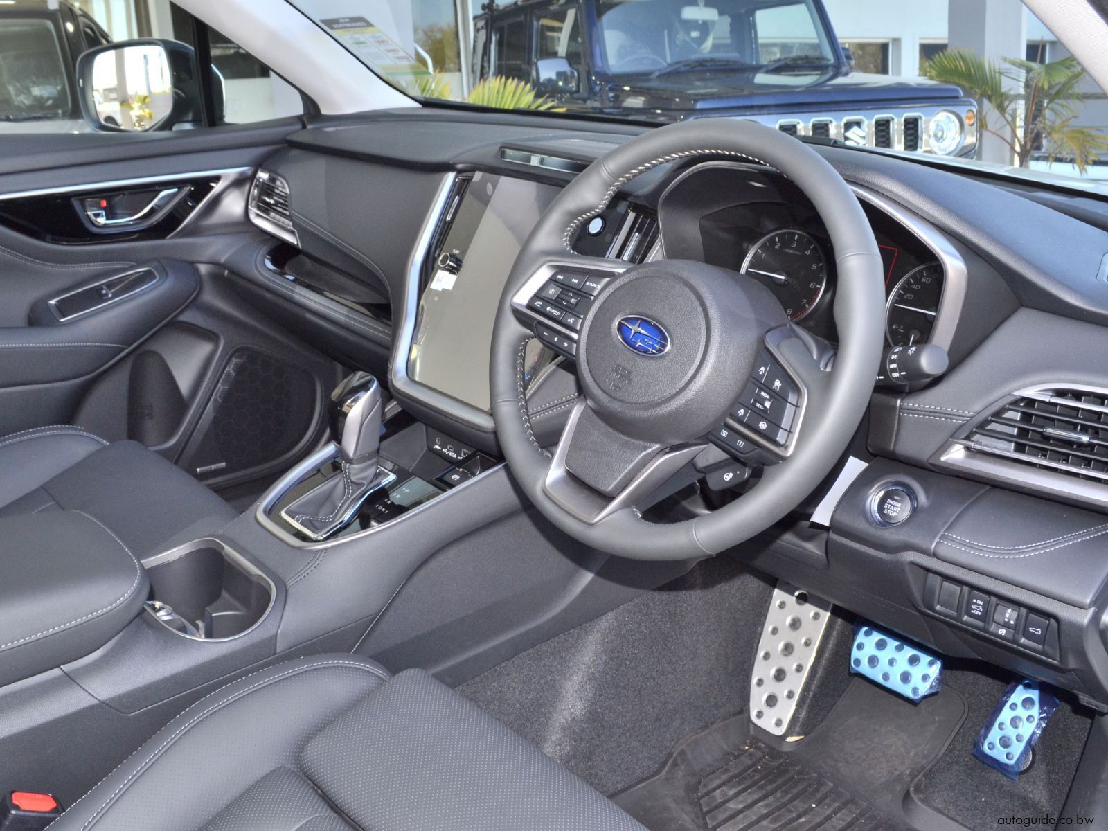 2025 Subaru Outback XT photo