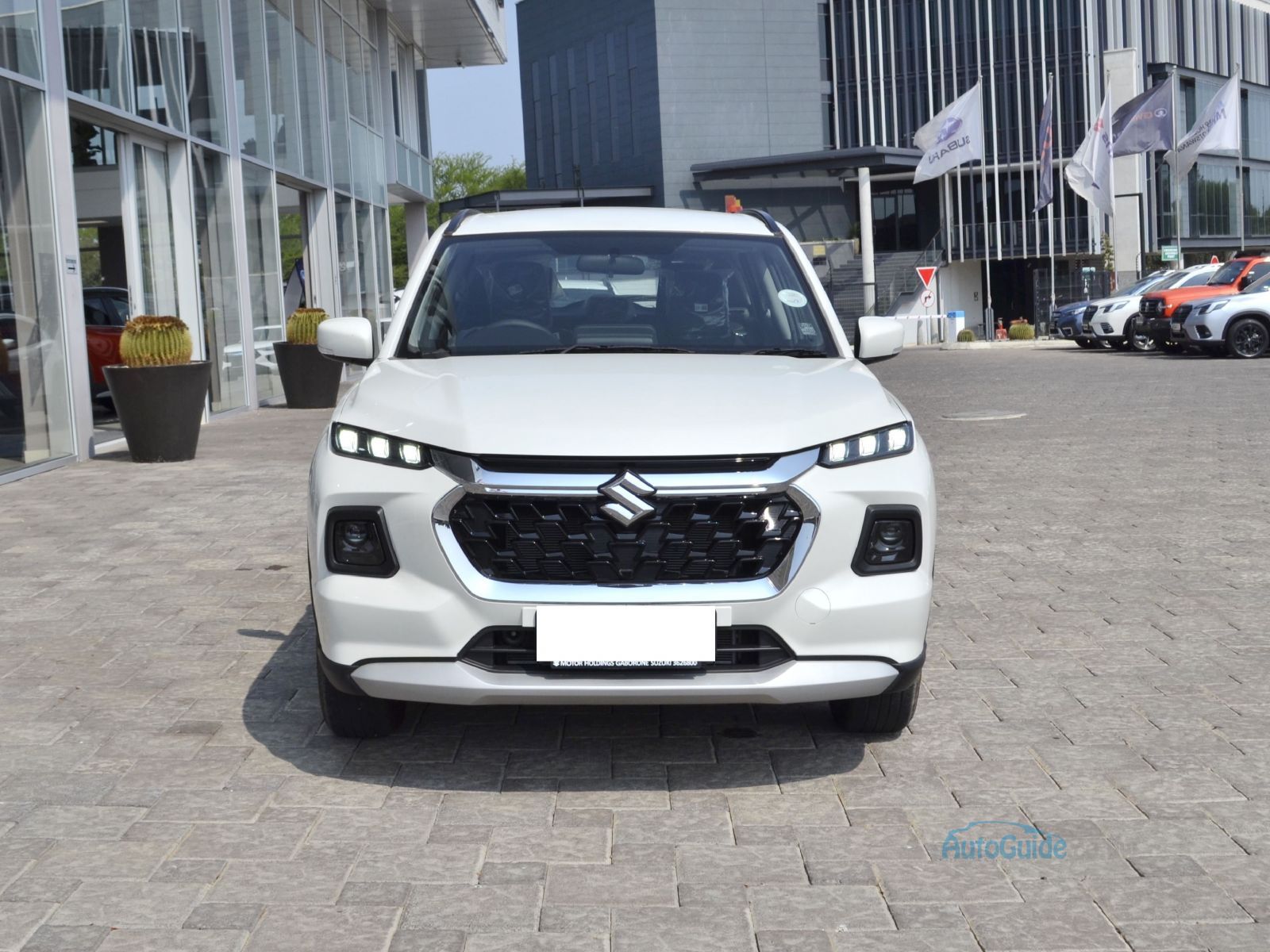 2025 Suzuki Grand Vitara photo