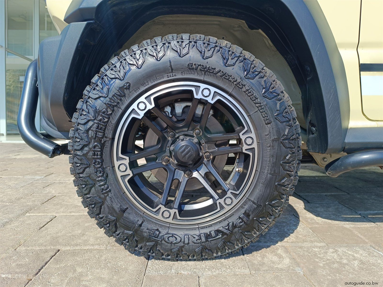 2025 Suzuki Jimny AllGrip 5 Doors 4x4 photo
