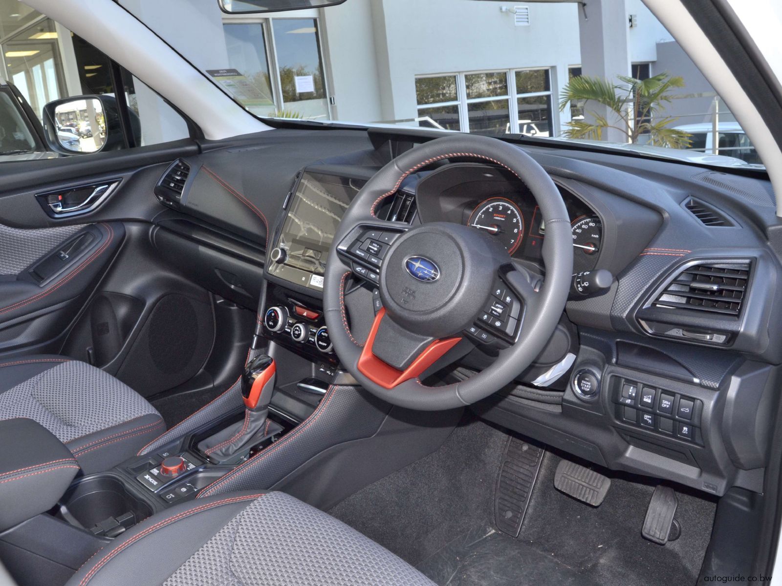 2025 Subaru Forester Sport photo