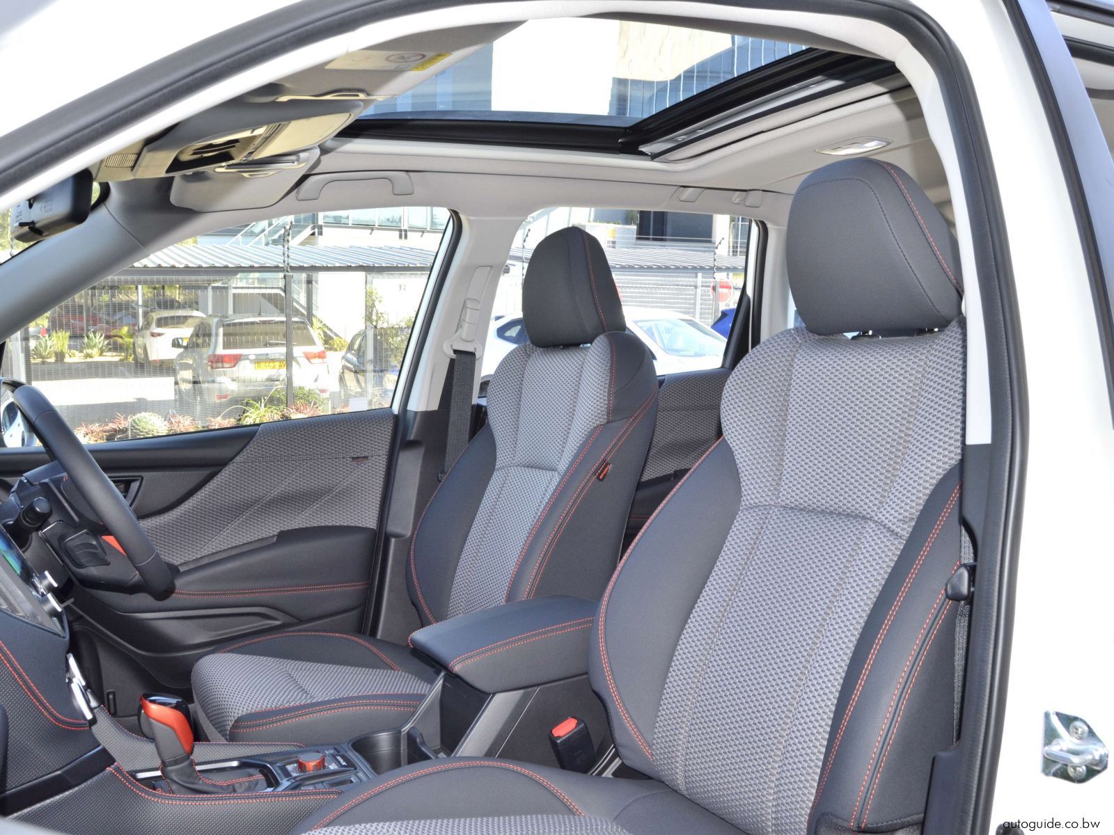 2025 Subaru Forester Sport photo