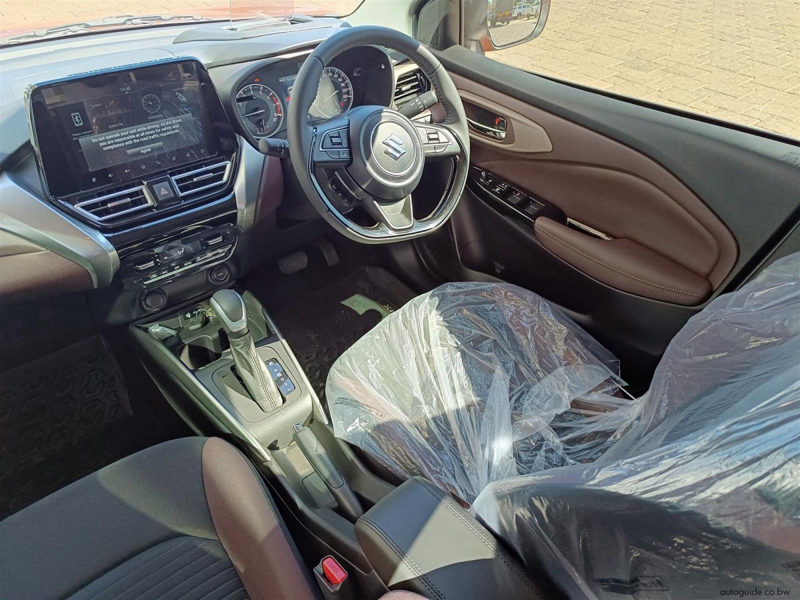 2026 Suzuki Fronx GLX A/T 1.5L photo