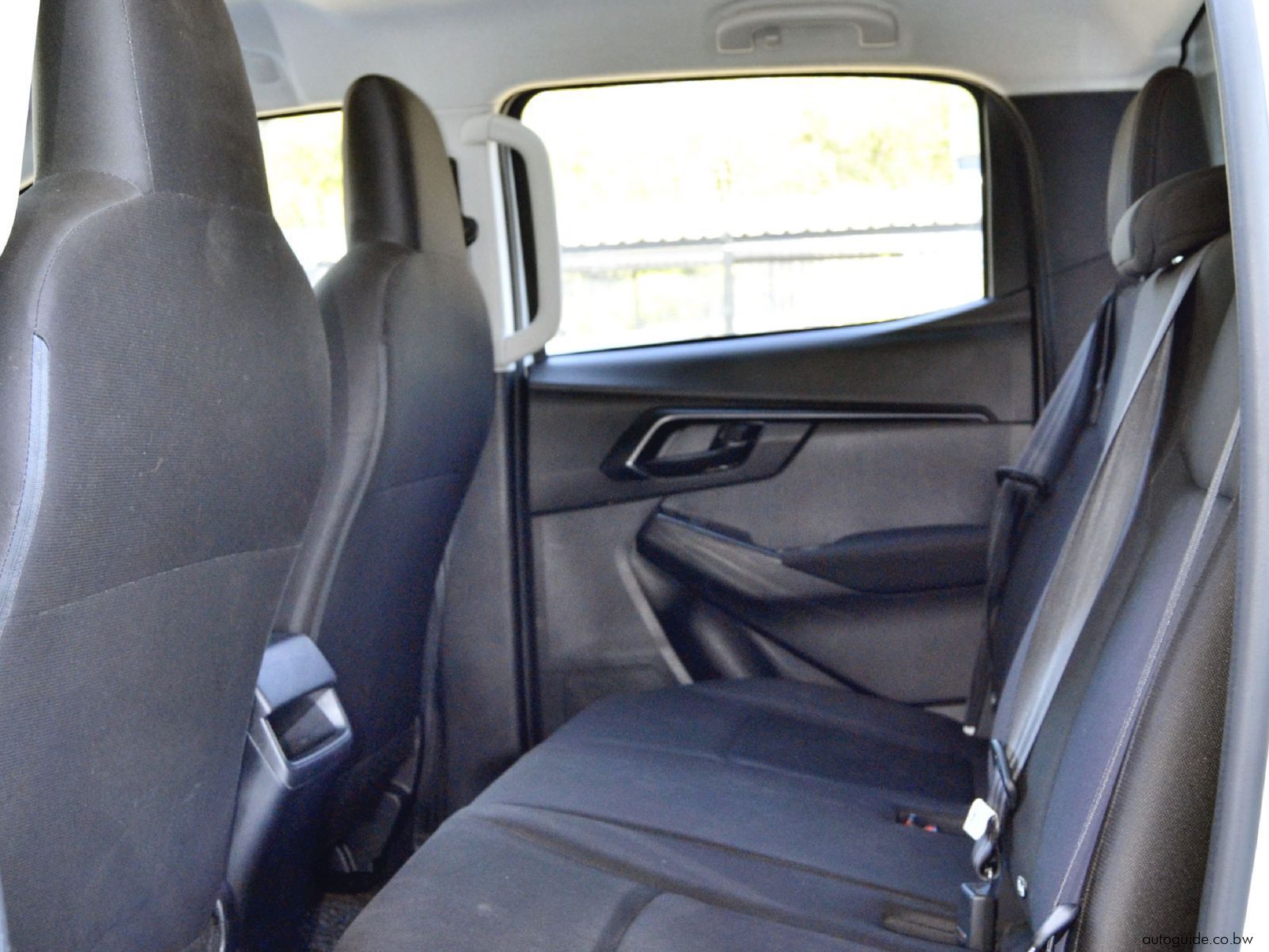 2024 Isuzu D-Max 1.9L 4x4 D/Cab photo