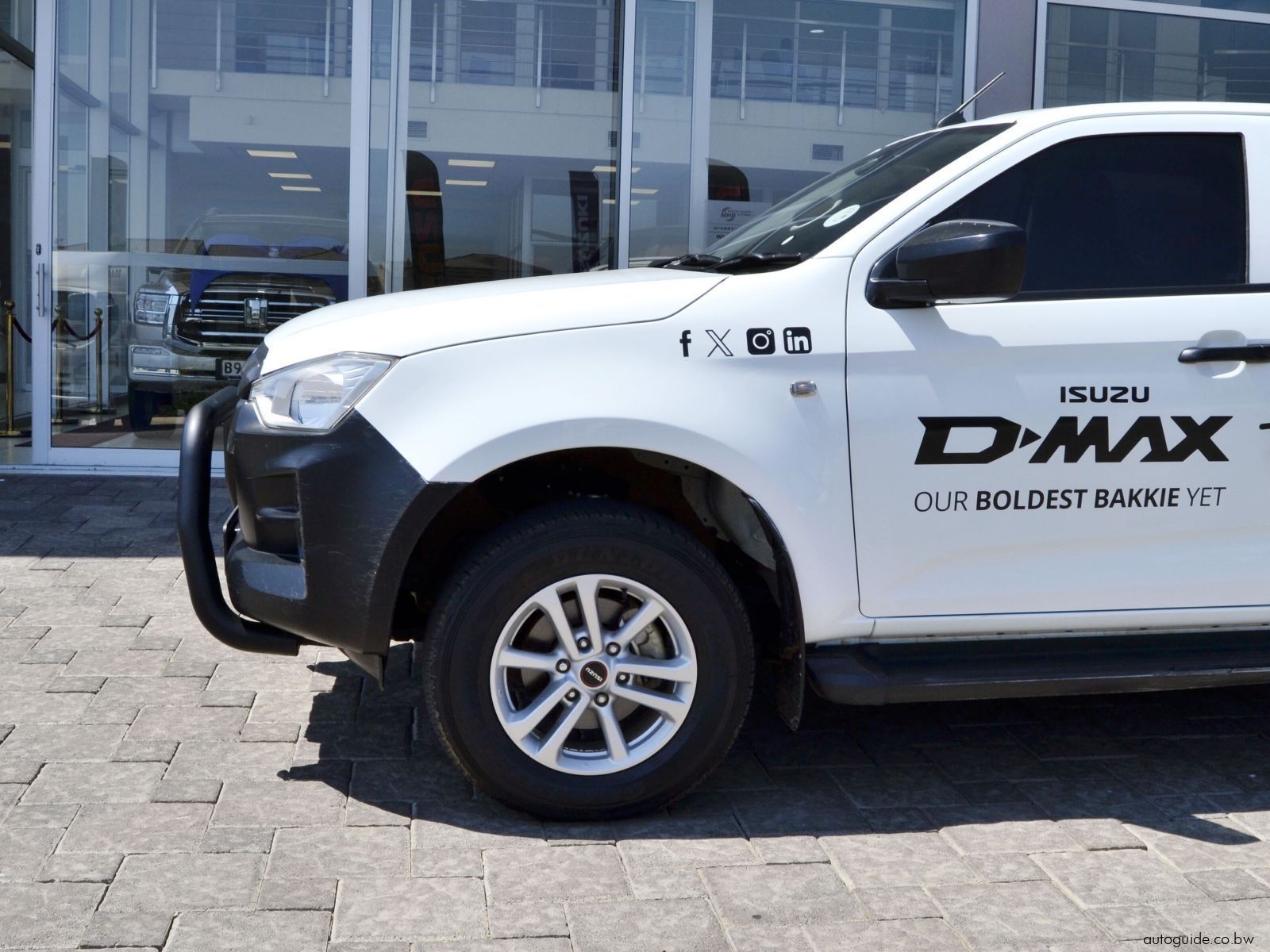 2024 Isuzu D-Max 1.9L 4x4 D/Cab photo