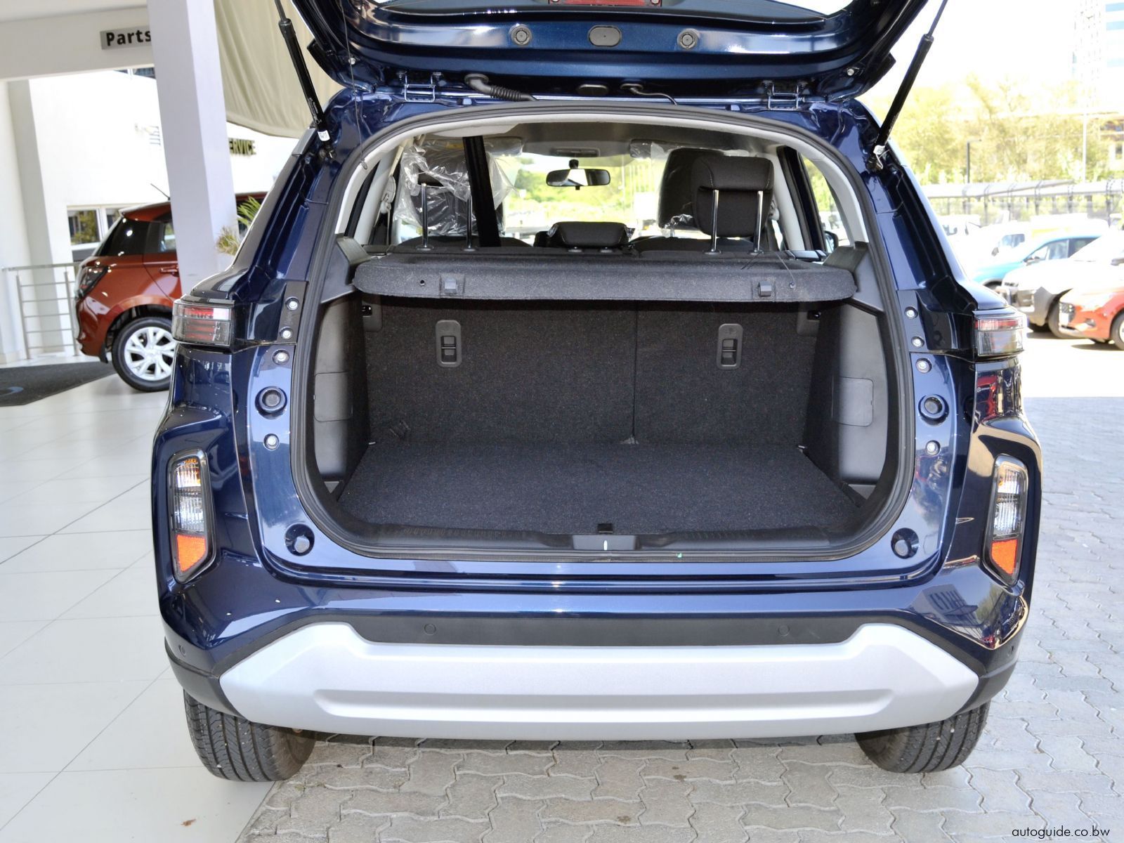 2025 Suzuki Grand Vitara photo