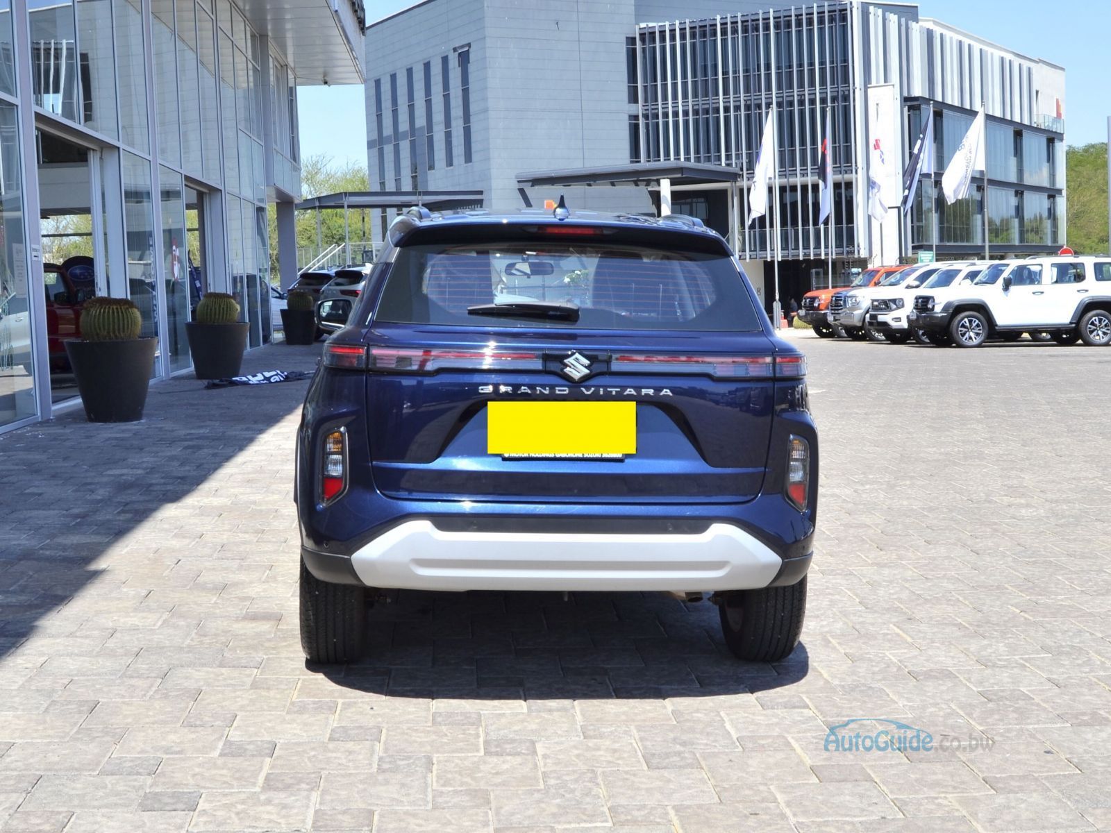 2025 Suzuki Grand Vitara photo