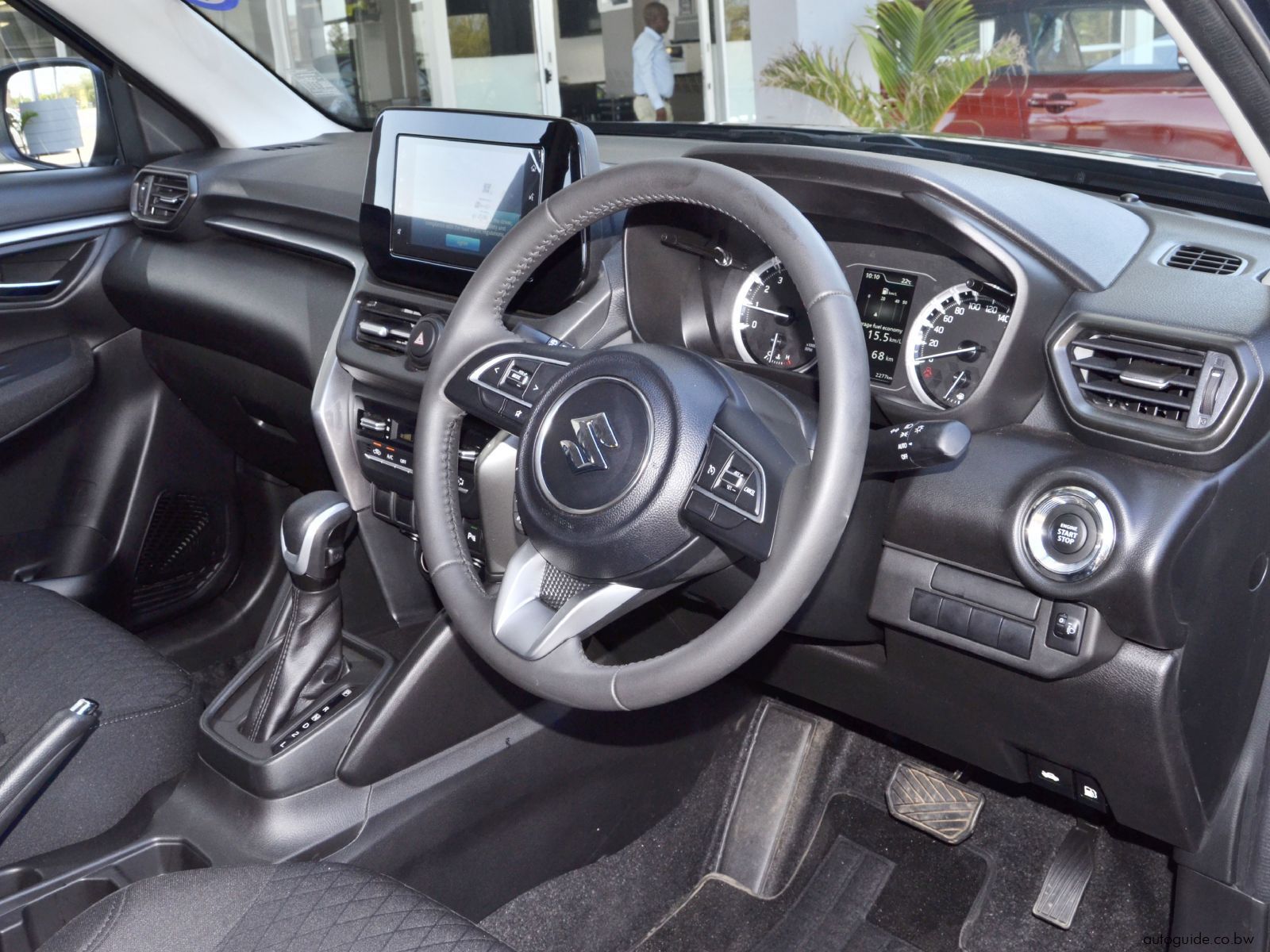 2025 Suzuki Grand Vitara photo