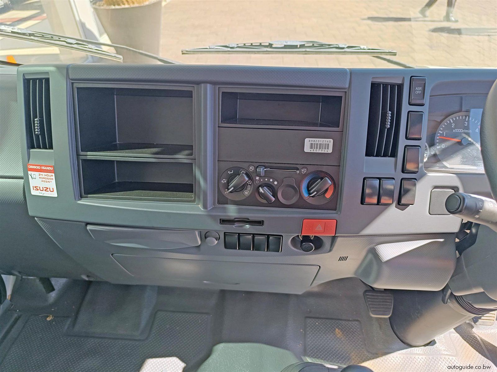 2022 Isuzu NLR 150 photo