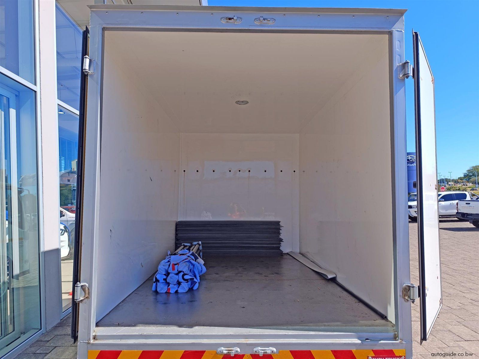 2022 Isuzu NLR 150 photo