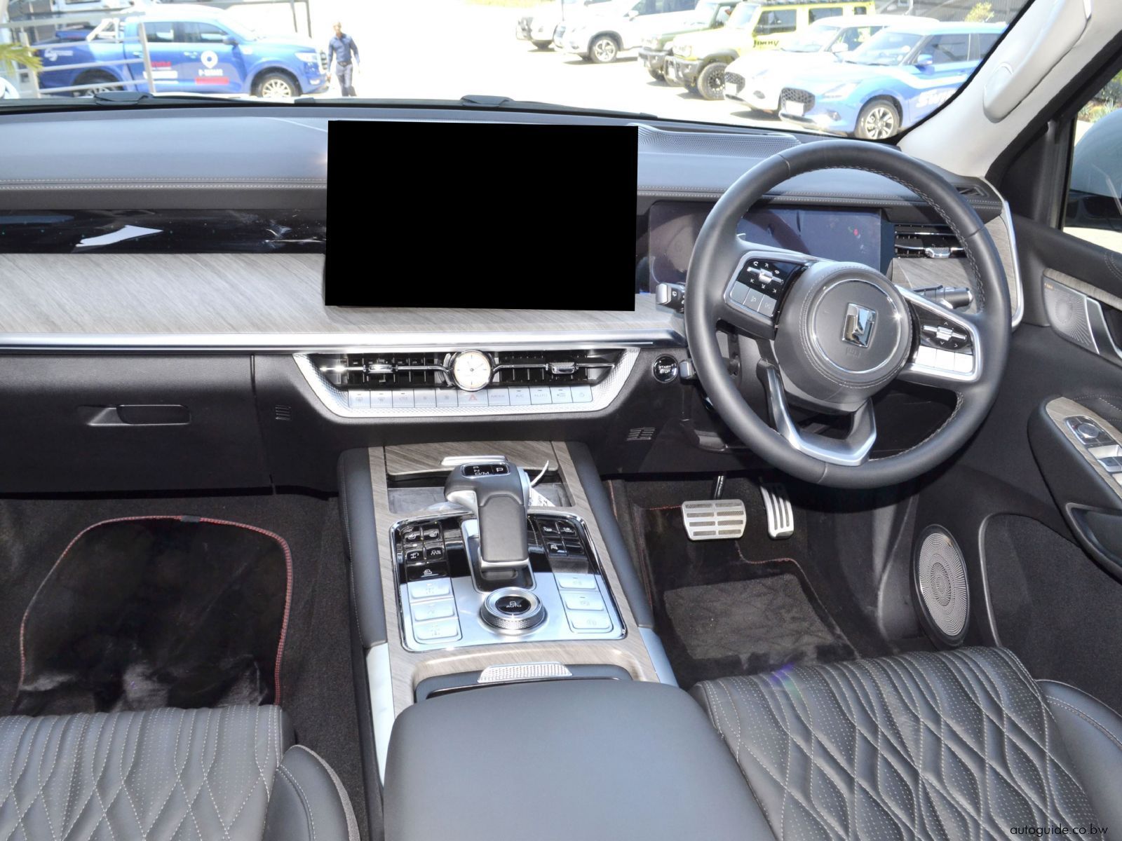 2025 GWM Tank 500 - Petrol/ Hybrid photo