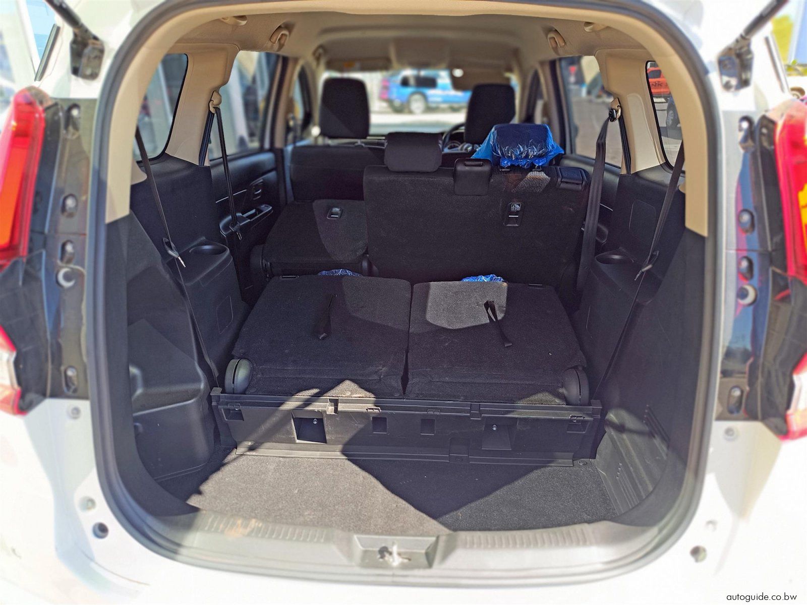 2025 Suzuki Ertiga 7 Seater photo