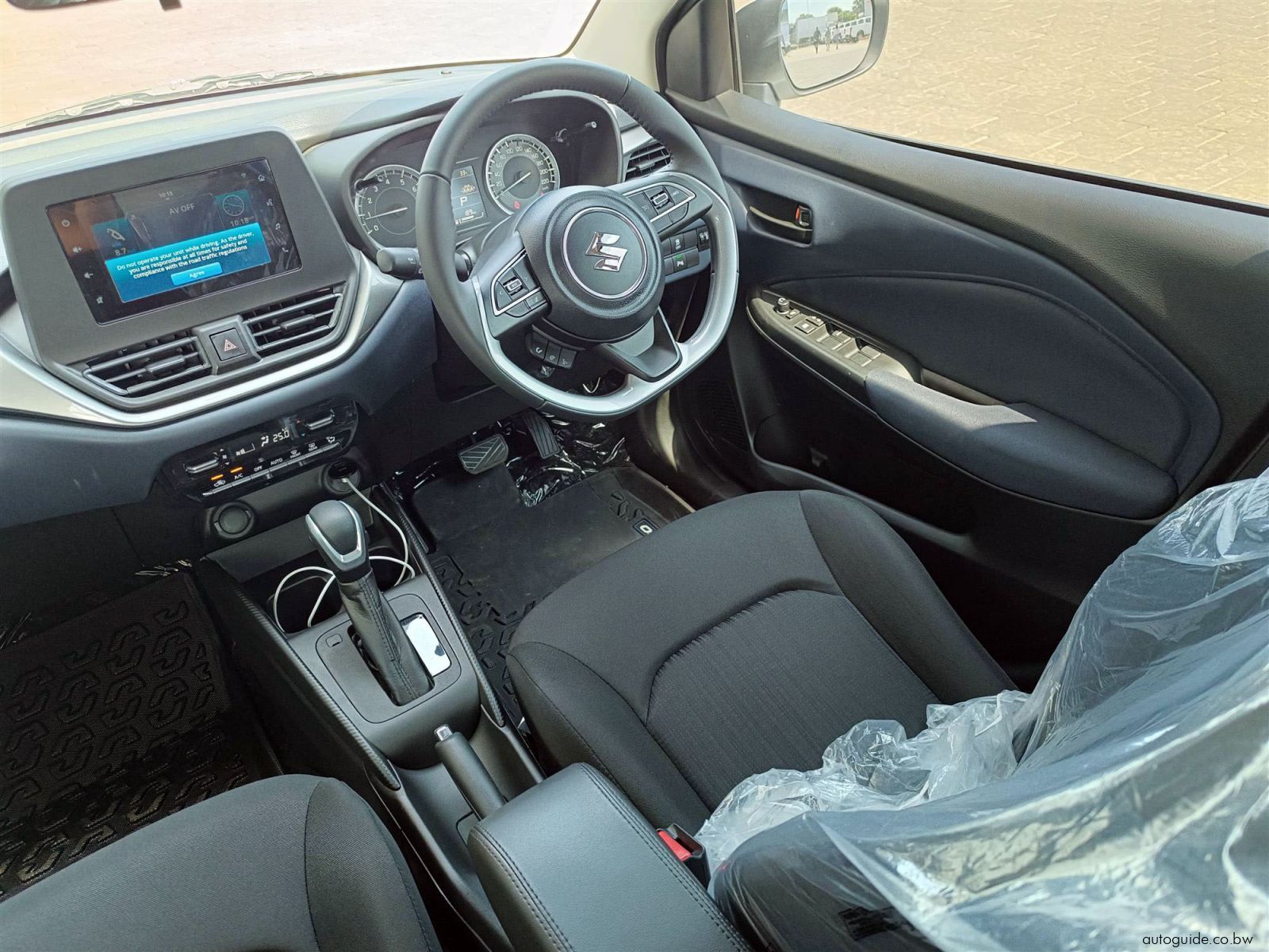 2025 Suzuki Baleno photo