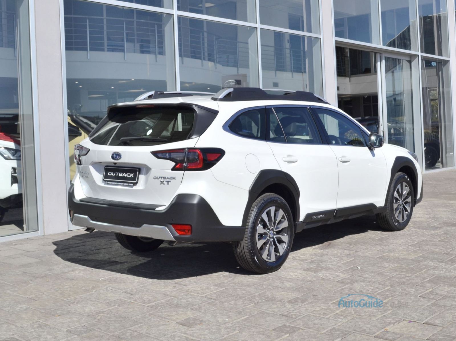 2025 Subaru Outback XT pictures