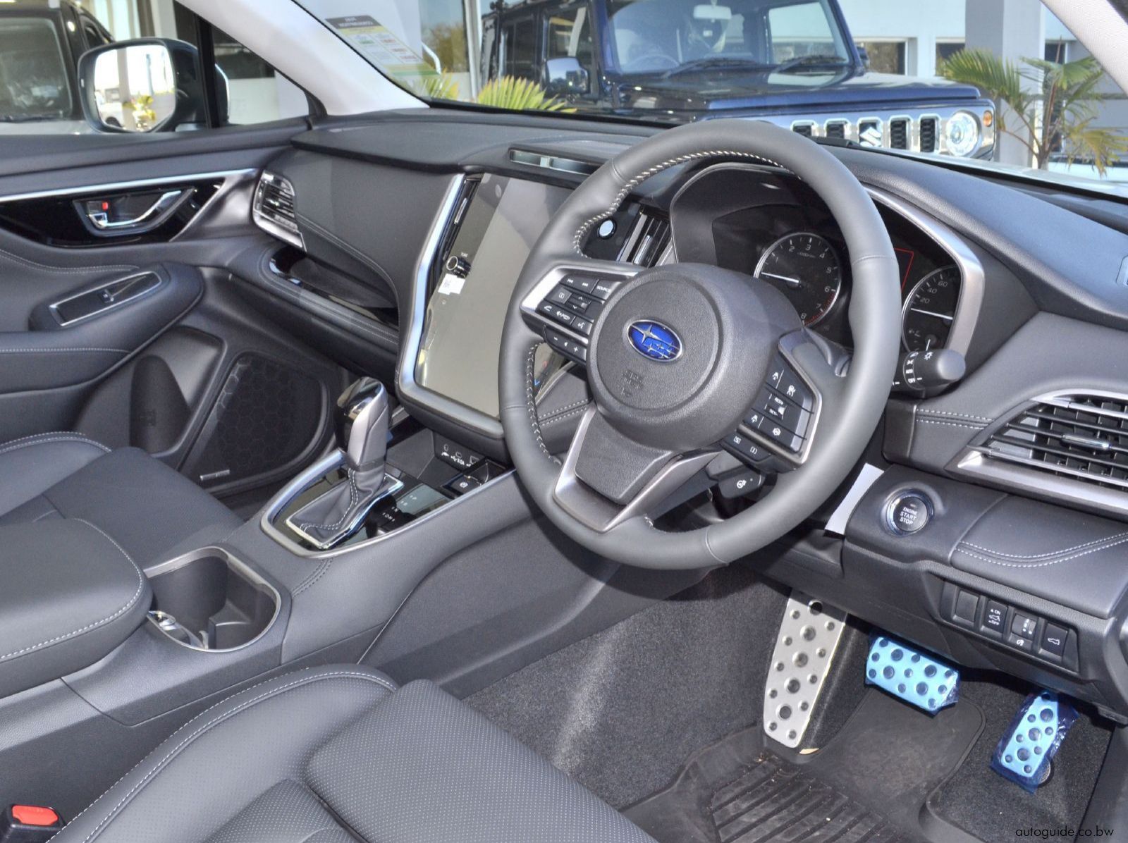 2025 Subaru Outback XT pictures